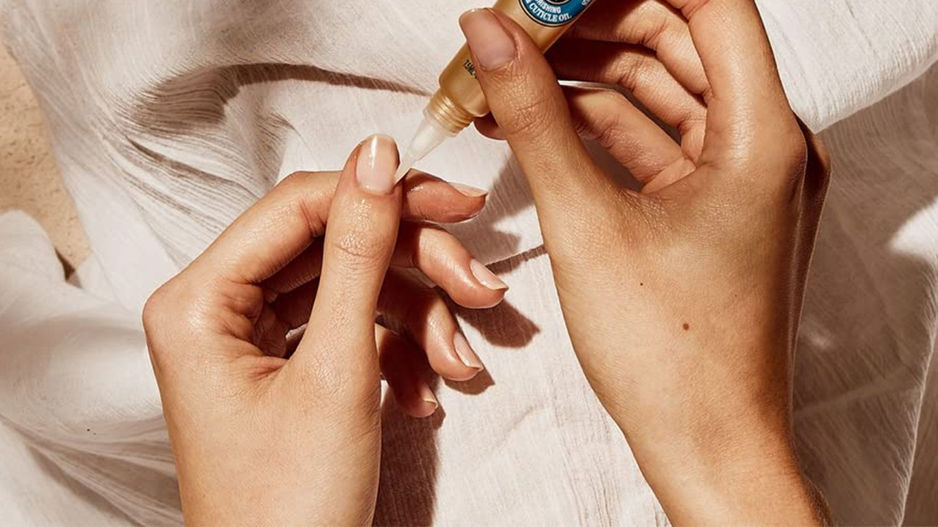 2024's Best Nail Growth Serum for Stunning Results!