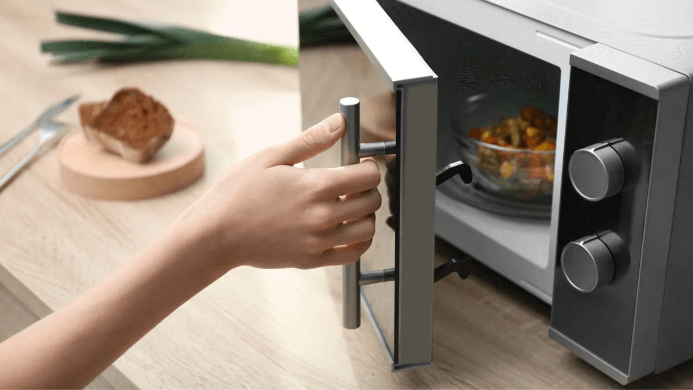 Top 2024 Picks: Best Microwave Air Fryer Combos!