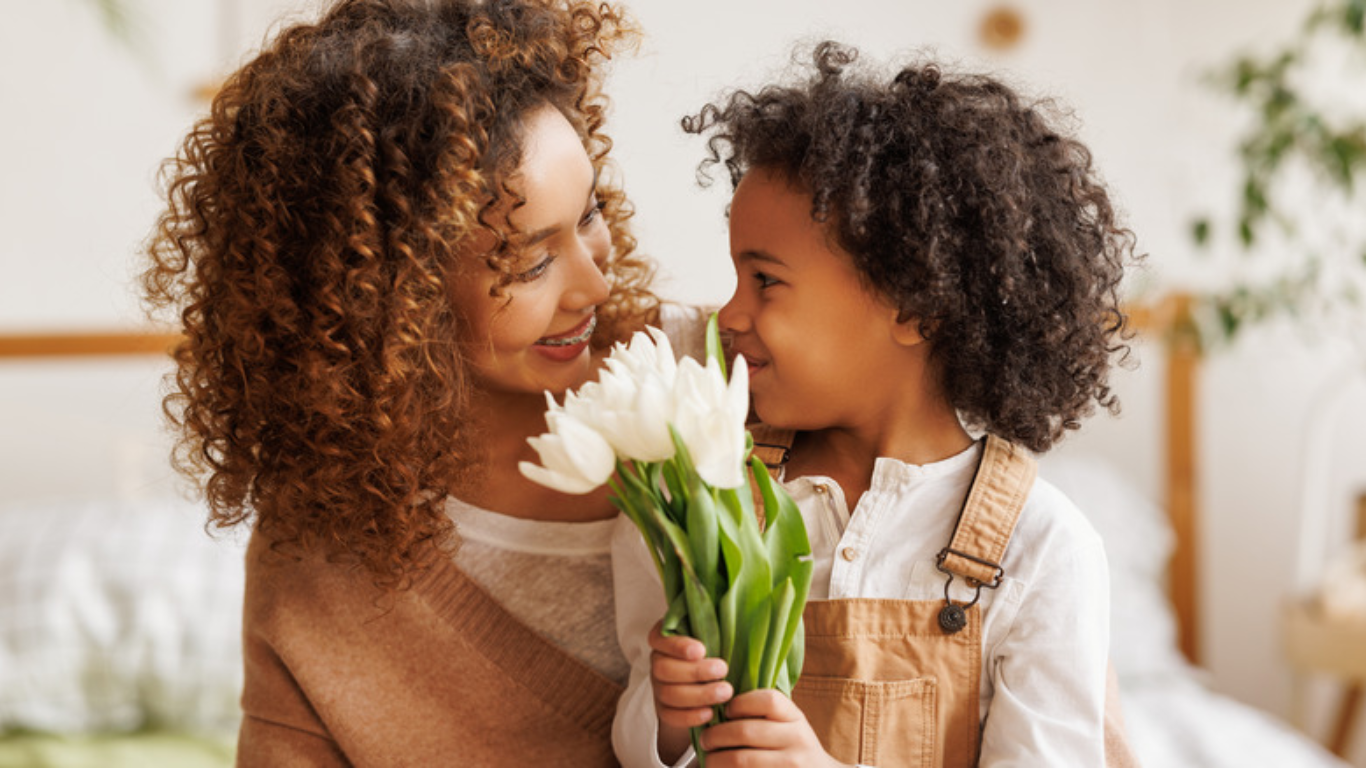 2024's Perfect Pick: Best Flower for Mother's Day!